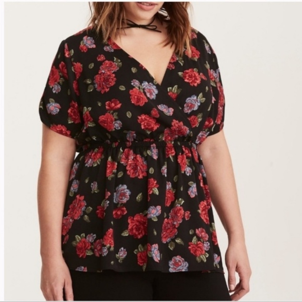 Torrid Rose Short Sleeved Blouse